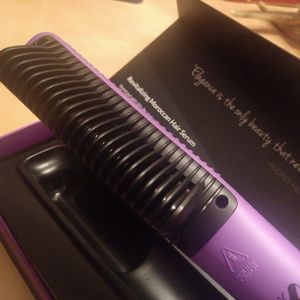 Straight Ahead Styling Comb